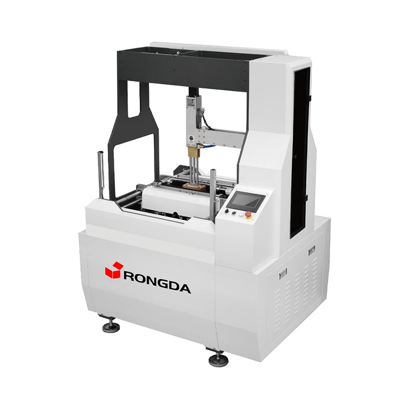 Innpakningsmaskin for stiv boks